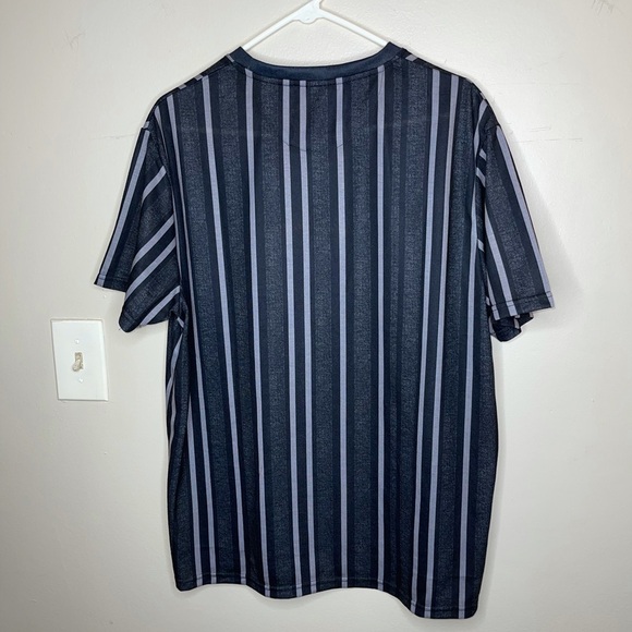 Sunrise Kingdom Strip Tee Size L - Picture 9 of 9